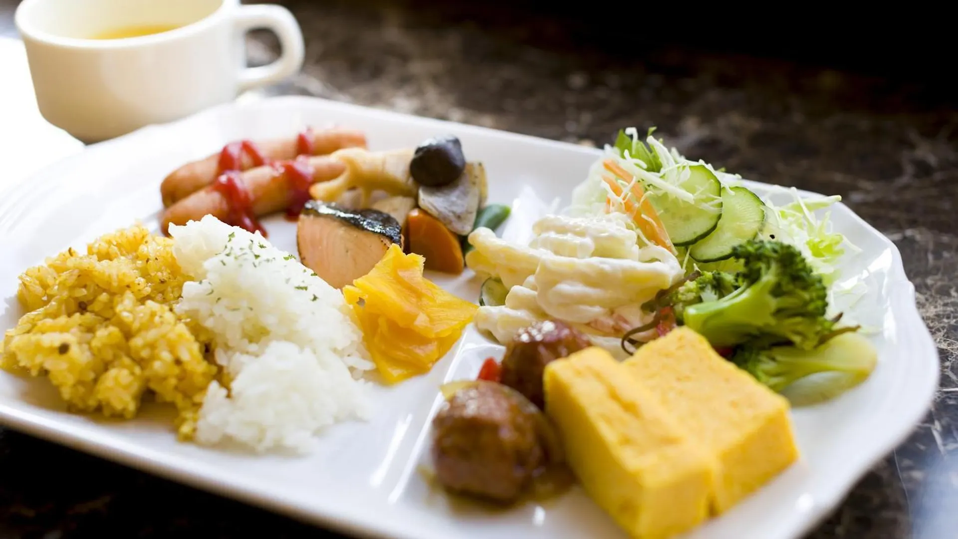 Toyoko Inn Osaka Tsuruhashi Ekimae