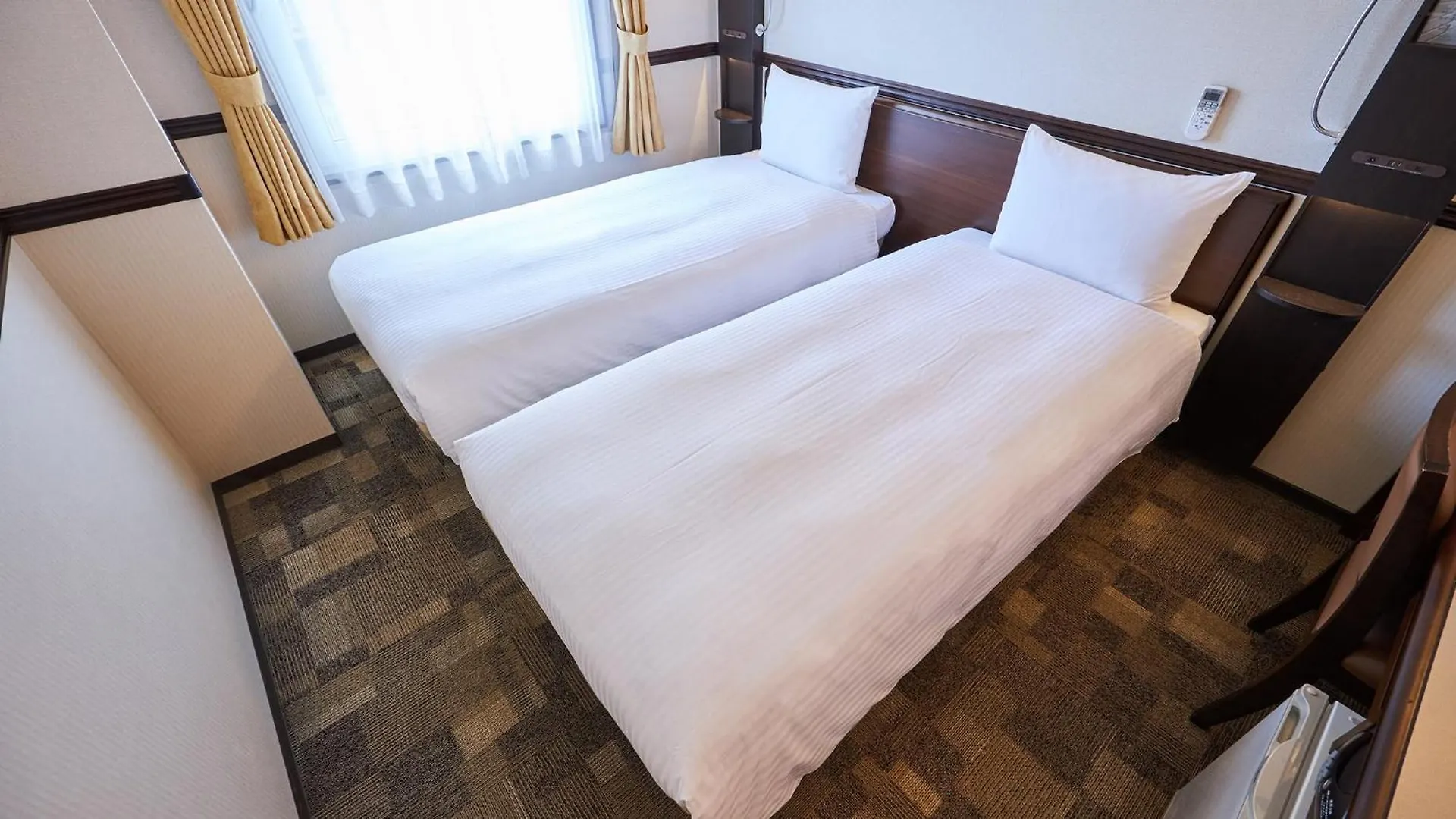 Toyoko Inn Osaka Tsuruhashi Ekimae 3*,